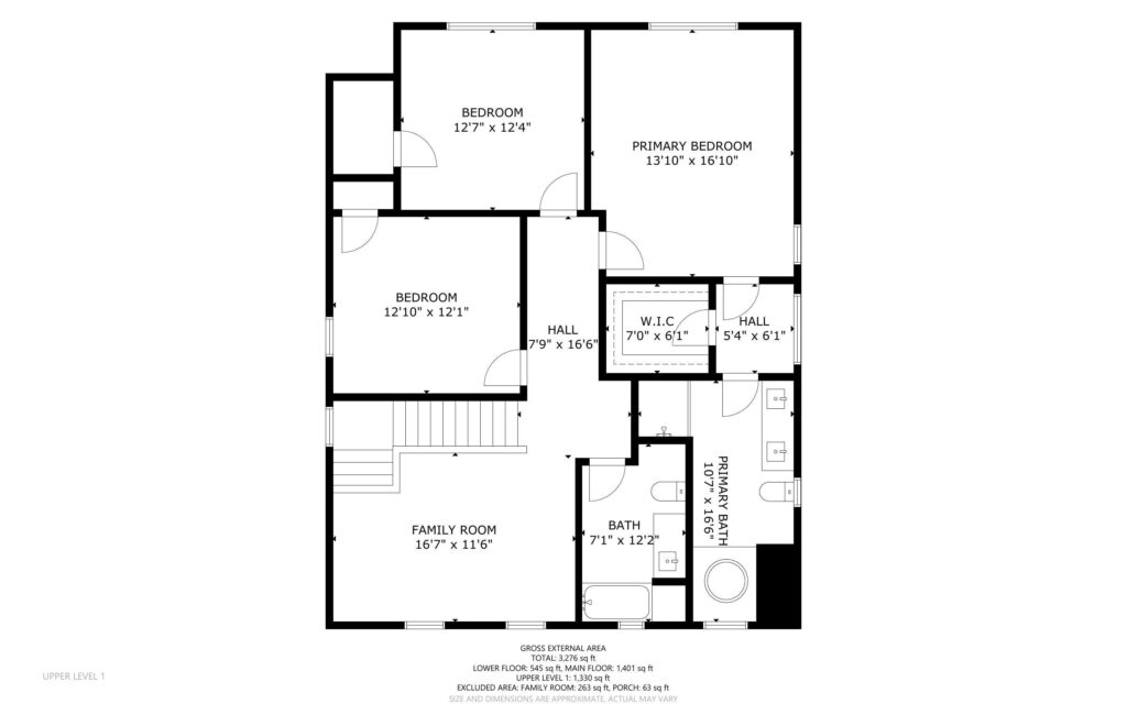 Floor plan of the upper level, featuring three bedrooms, a family room, a bathroom, a laundry closet, and two walk-in closets. Measurements for each room are provided.